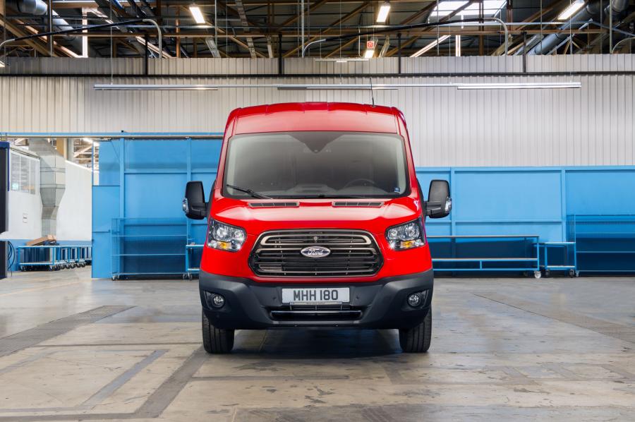  Ford Transit EcoBlue 2016 года  (фото 10 из 19)